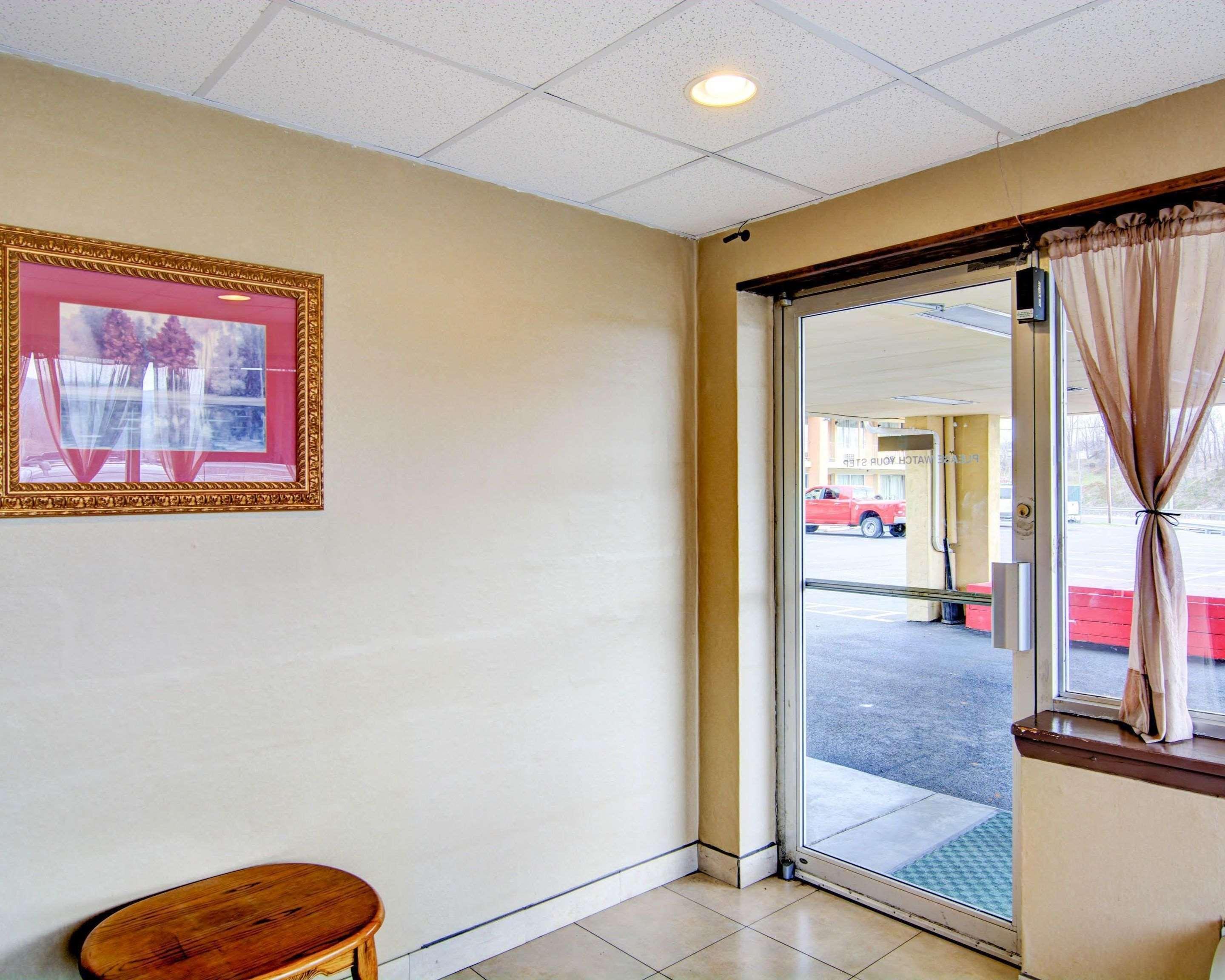 Econo Lodge Wytheville I-77 & I-81 Εξωτερικό φωτογραφία