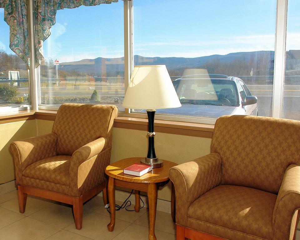 Econo Lodge Wytheville I-77 & I-81 Εξωτερικό φωτογραφία