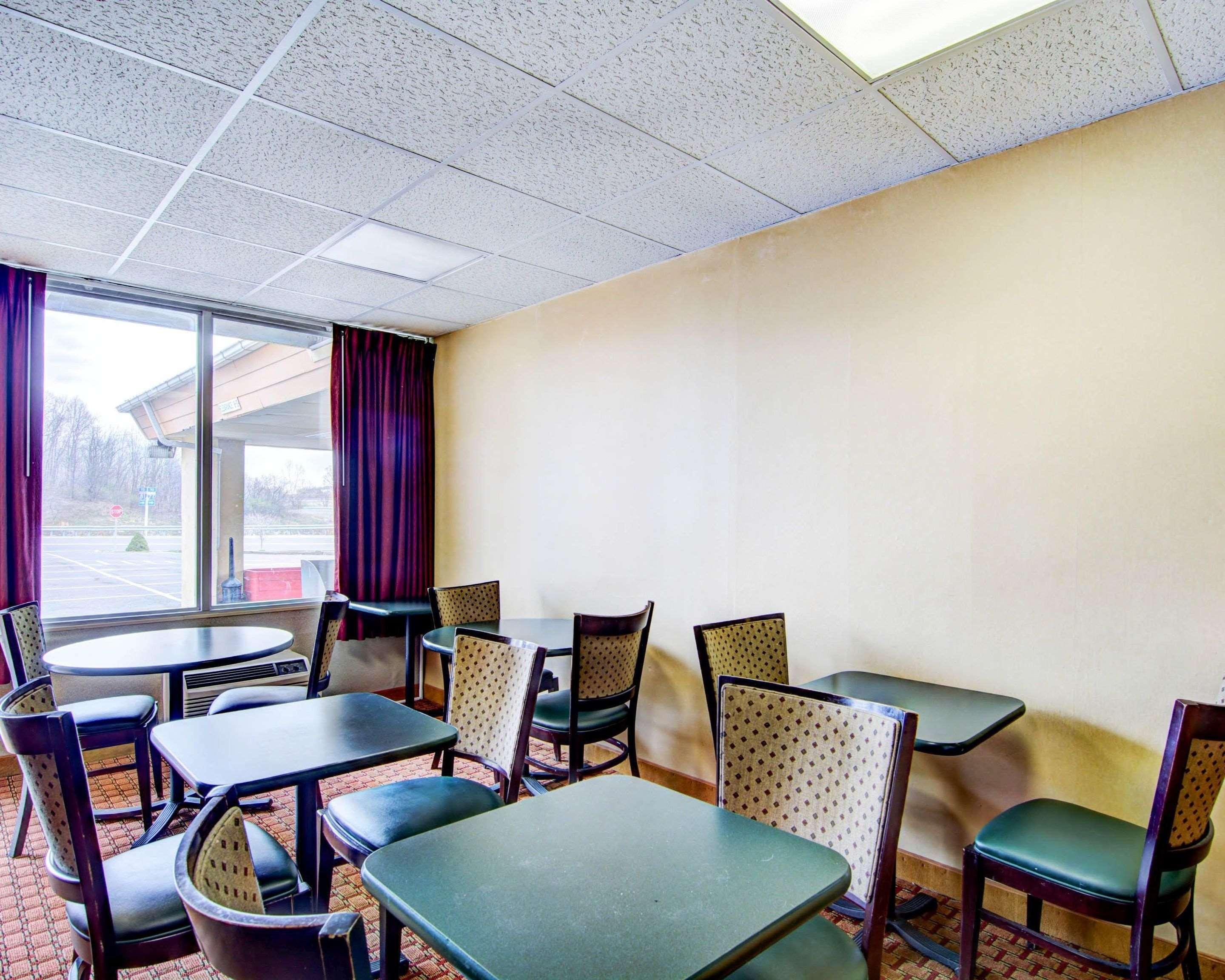 Econo Lodge Wytheville I-77 & I-81 Εξωτερικό φωτογραφία