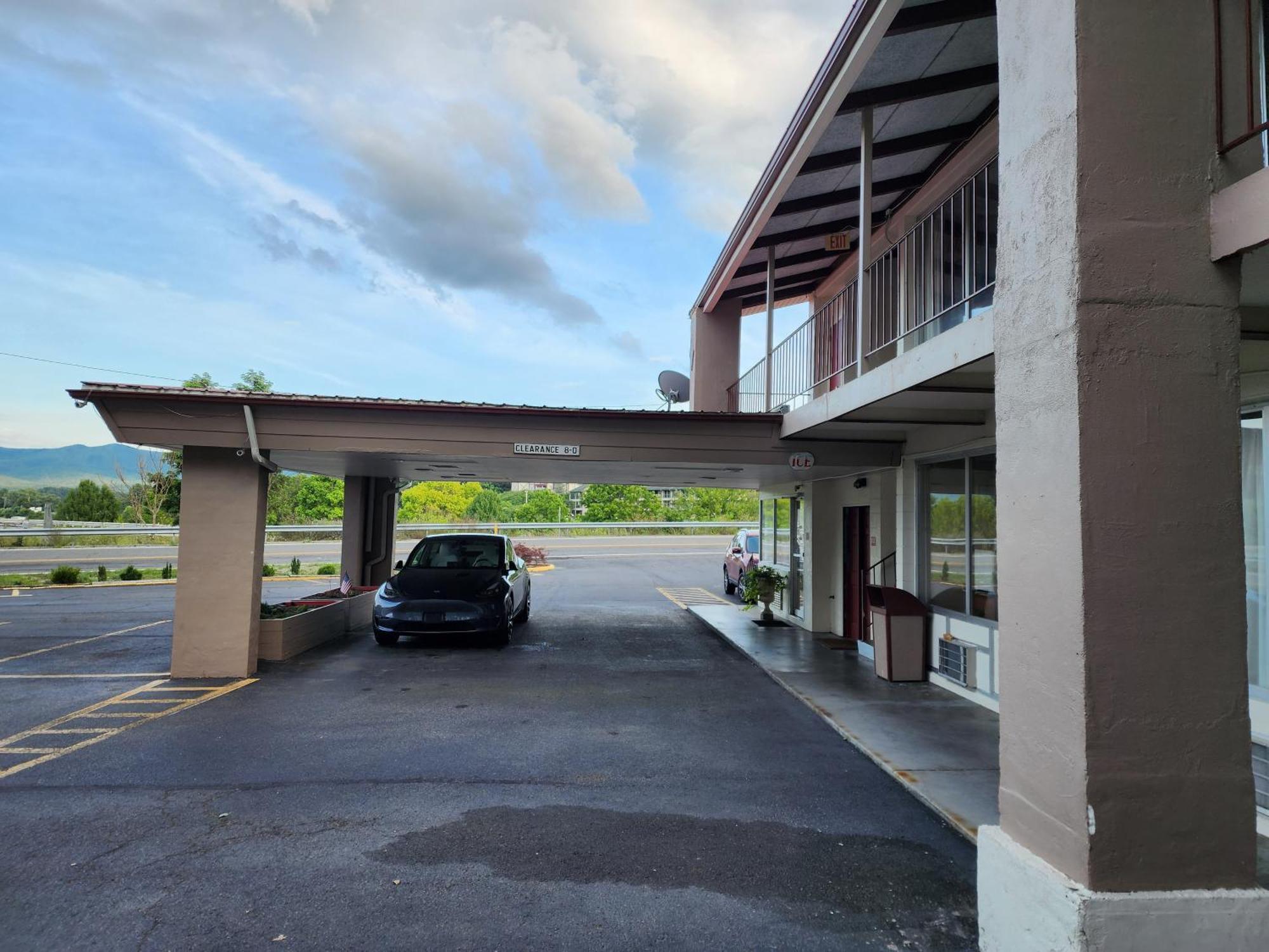 Econo Lodge Wytheville I-77 & I-81 Εξωτερικό φωτογραφία