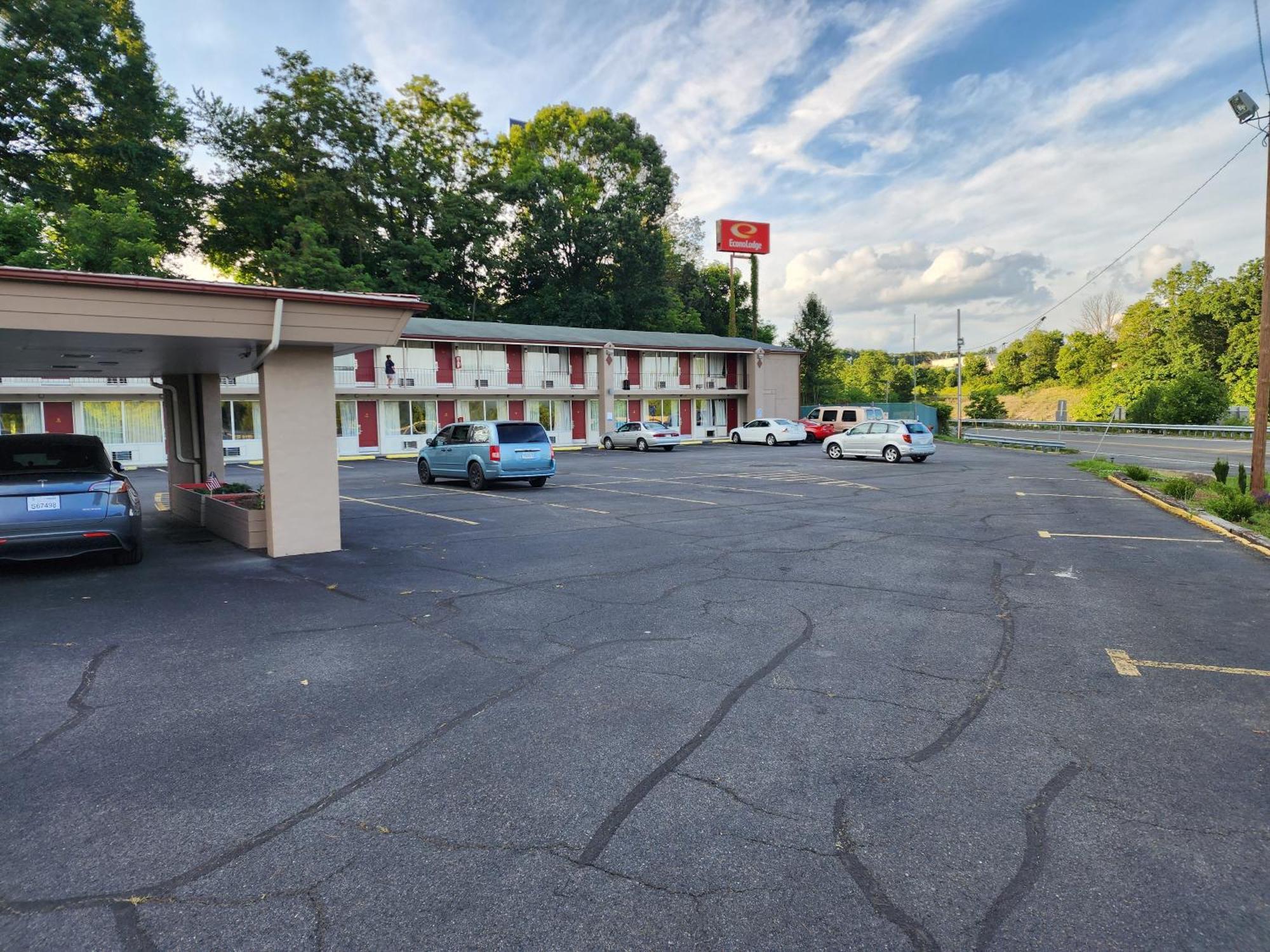 Econo Lodge Wytheville I-77 & I-81 Εξωτερικό φωτογραφία
