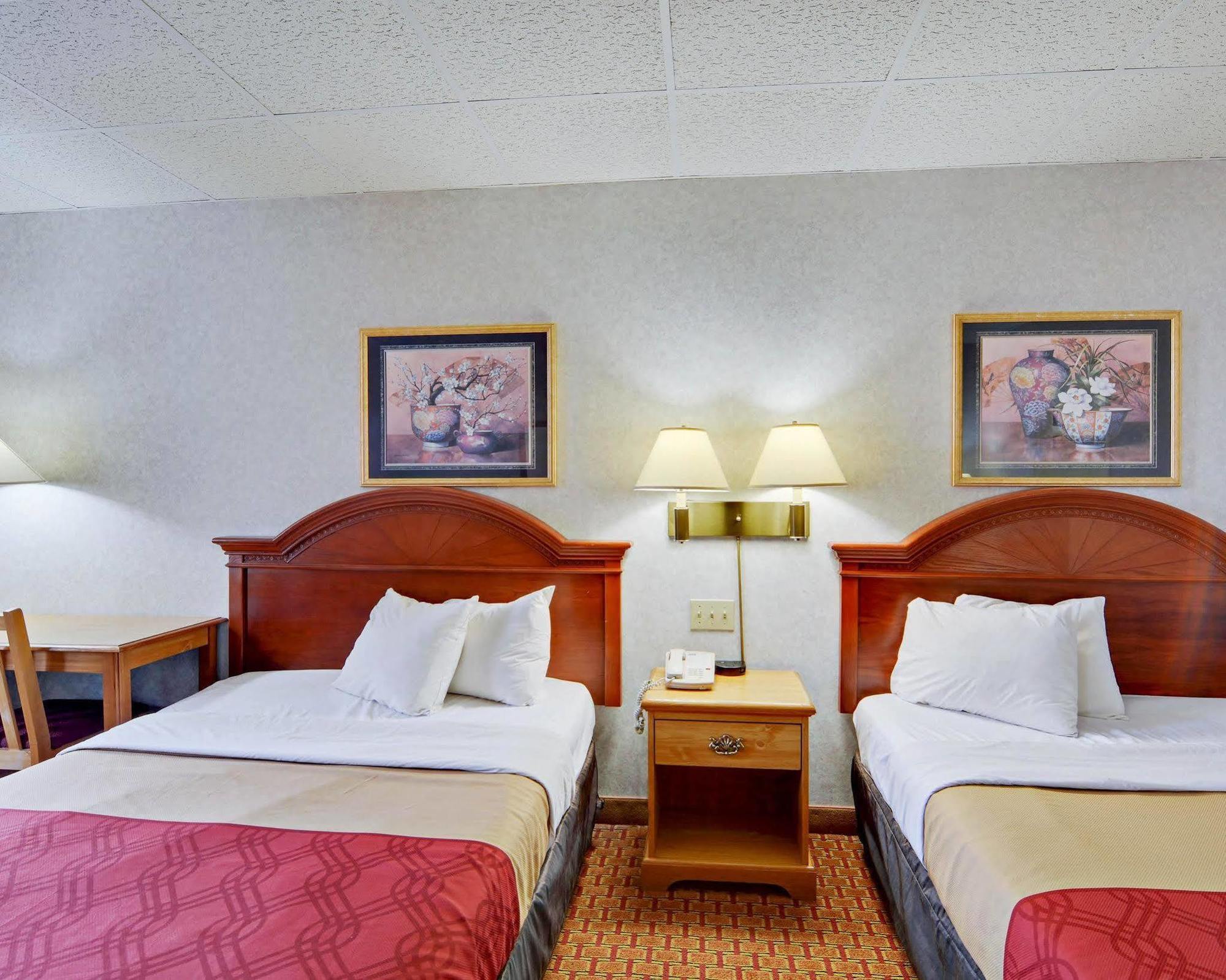Econo Lodge Wytheville I-77 & I-81 Εξωτερικό φωτογραφία